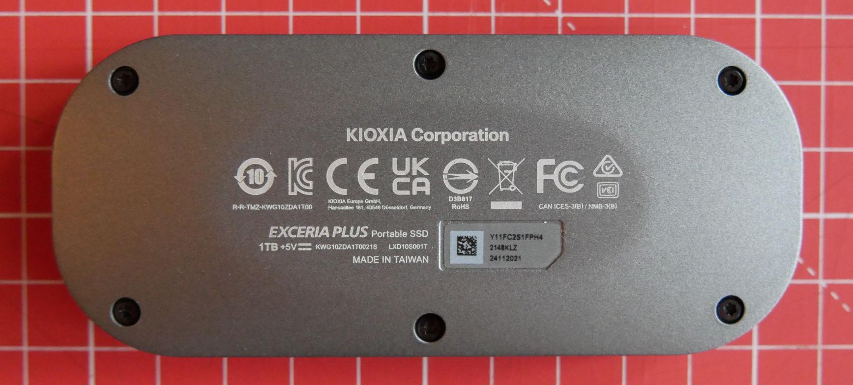 Arrière du SSD externe EXCERIA PLUS de KIOXIA